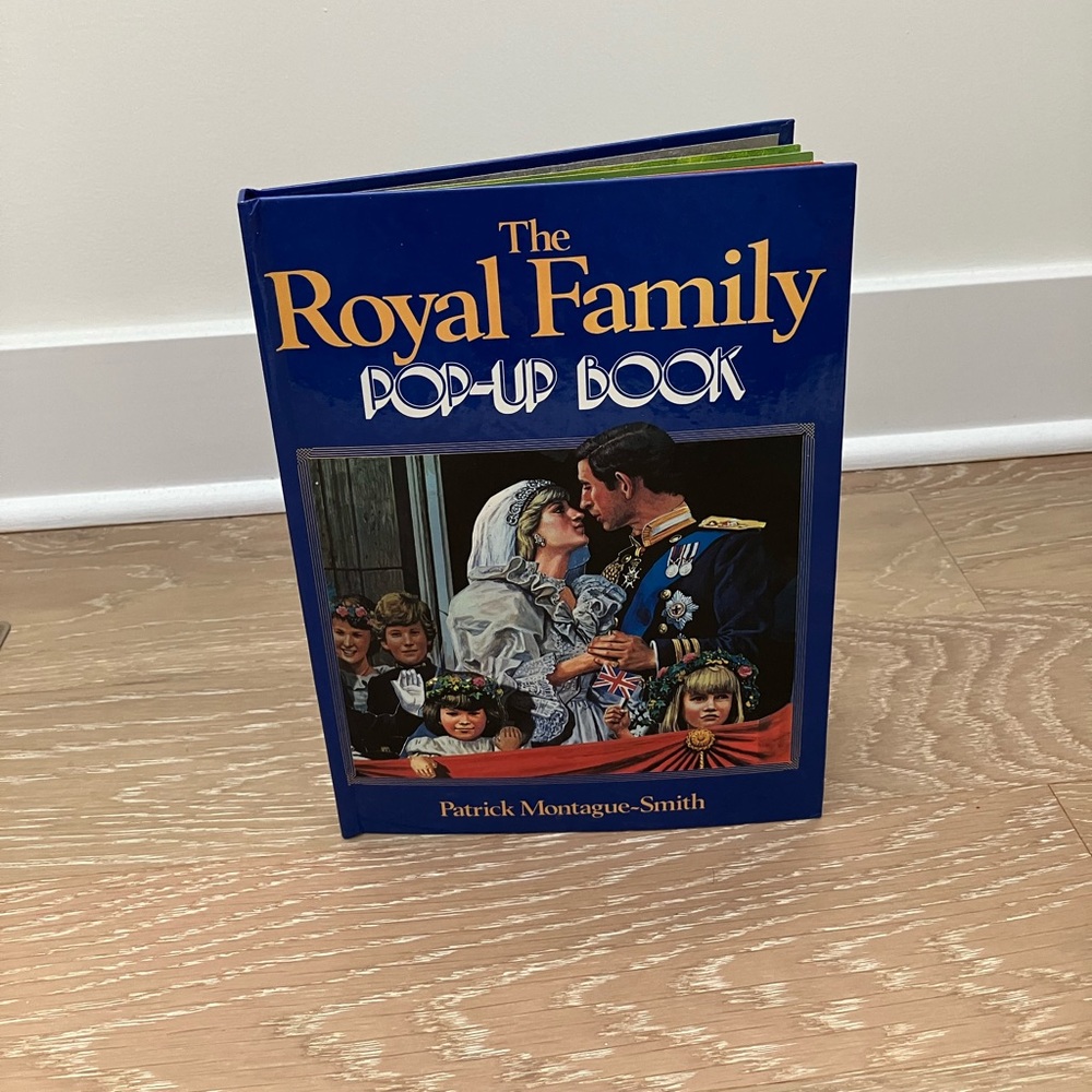 British Royals pop up book published in 1984